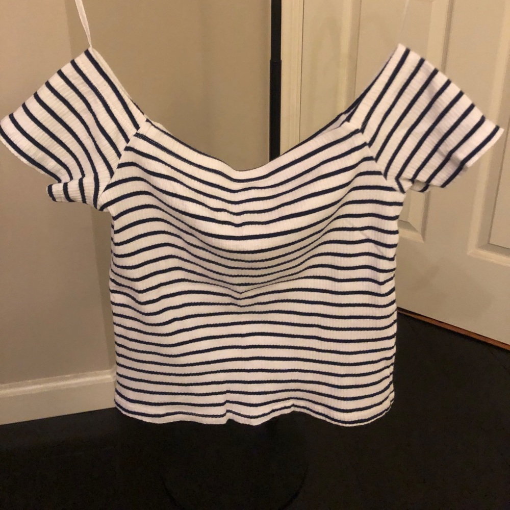 H&M off shoulder crop top